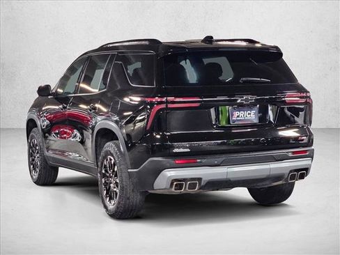 Used 2024 Chevrolet Traverse Z71 AWD/4WD image 8