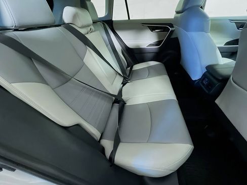 Certified 2019 Toyota RAV4 XLE Premium w/ Advanced Technology Package image 25