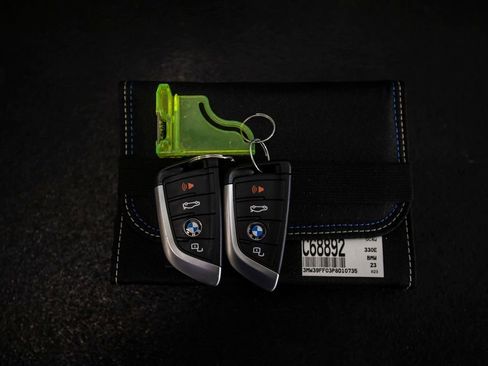 Used 2023 BMW 330e w/ Premium Package image 50