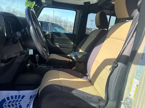 Used 2016 Jeep Wrangler Unlimited Sport w/ Quick Order Package 24S image 11