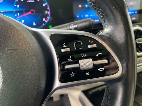 Used 2021 Mercedes-Benz GLA 250 4MATIC image 26