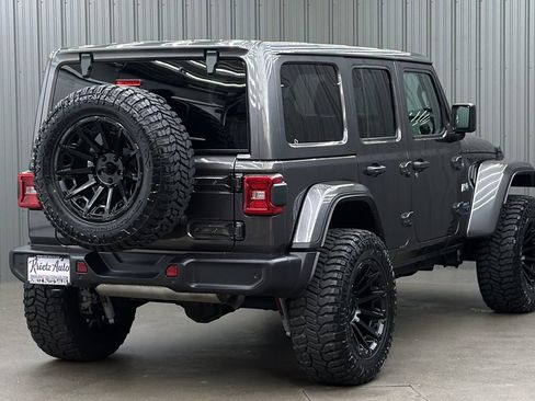 Used 2025 Jeep Wrangler Unlimited Sahara w/ Safety Group AWD/4WD image 5