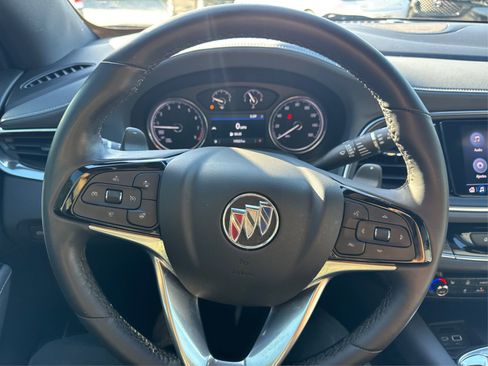 Certified 2024 Buick Enclave Essence image 23