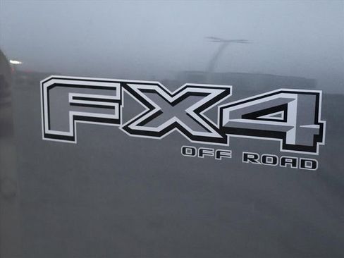 New 2026 Ford F250 Lariat w/ Black Appearance Package image 8