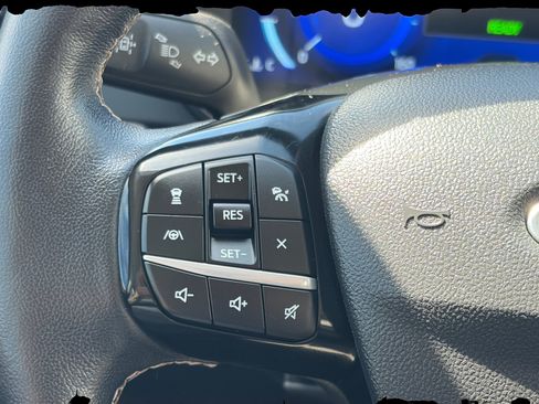 Used 2022 Ford Escape Titanium w/ Titanium Elite Package AWD/4WD image 18