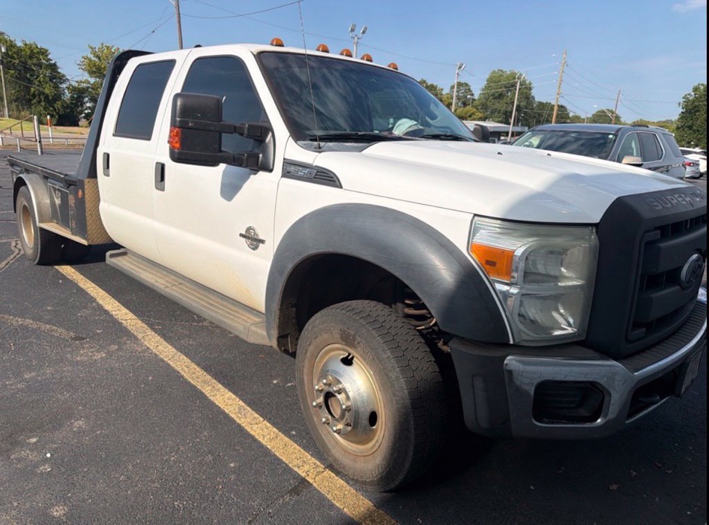 Used 2015 Ford F350 4x4 Crew Cab DRW Super Duty image 2