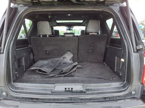 Used 2020 Ford Expedition Max XLT w/ Equipment Group 202A RWD image 12