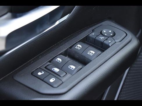 Used 2025 RAM 1500 Lone Star image 20