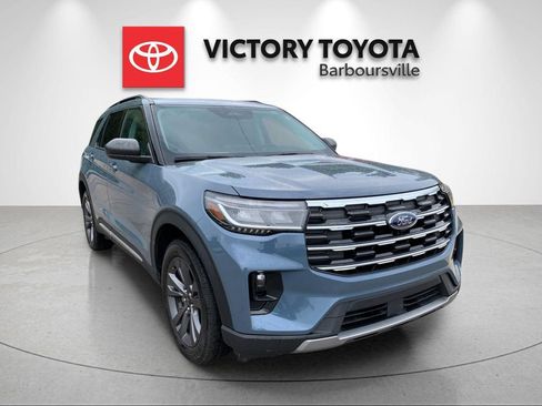 Used 2025 Ford Explorer Active w/ Active Comfort Package AWD/4WD image 5