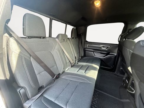 Used 2022 RAM 1500 Big Horn AWD/4WD image 12