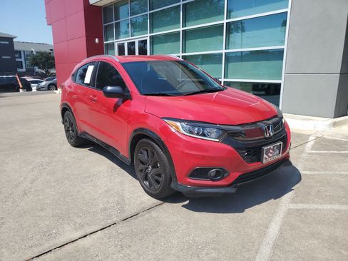 Used 2022 Honda HR-V Sport image 9