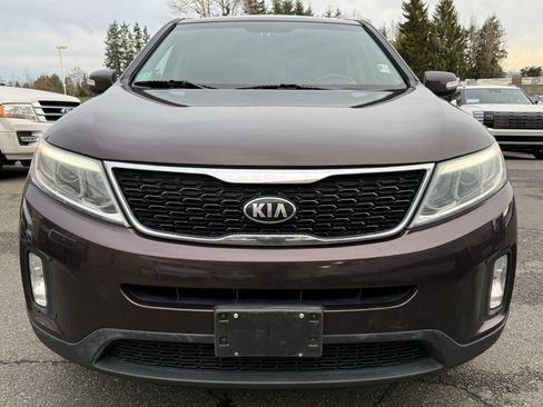 Used 2015 Kia Sorento LX image 6