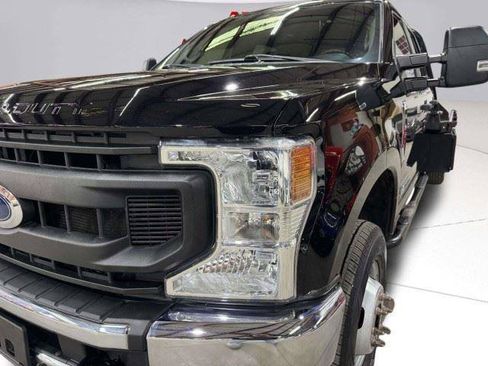 Used 2020 Ford F350 XL w/ Power Equipment Group AWD/4WD image 12
