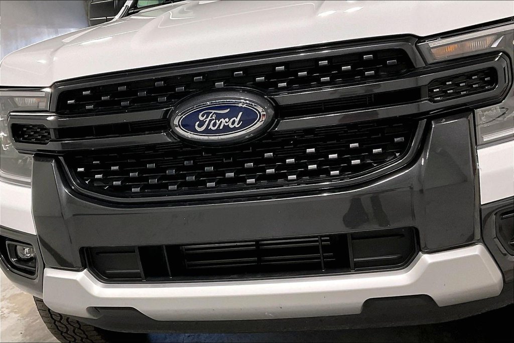 Used 2025 Ford Ranger XLT w/ Equipment Group 301A High RWD image 34