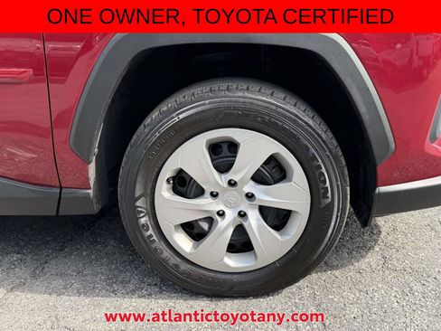 Certified 2023 Toyota RAV4 LE AWD/4WD image 10