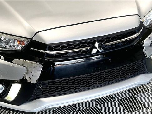 Used 2019 Mitsubishi Outlander Sport SE image 30