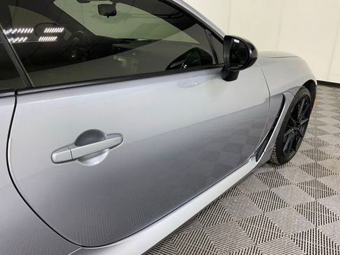 Used 2025 Toyota GR86 Premium image 8