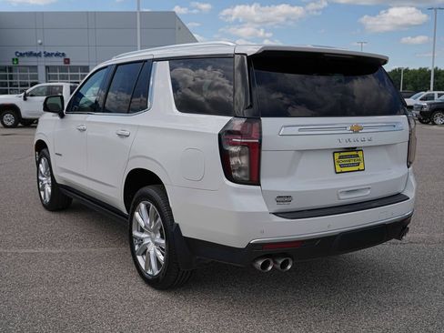 Used 2022 Chevrolet Tahoe High Country AWD/4WD image 8