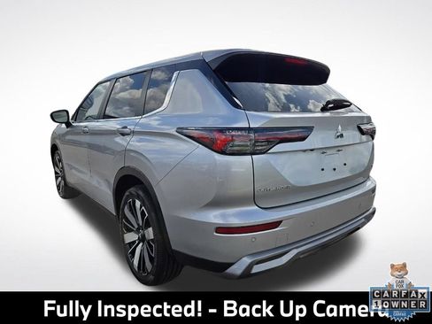 Used 2025 Mitsubishi Outlander SE FWD image 5