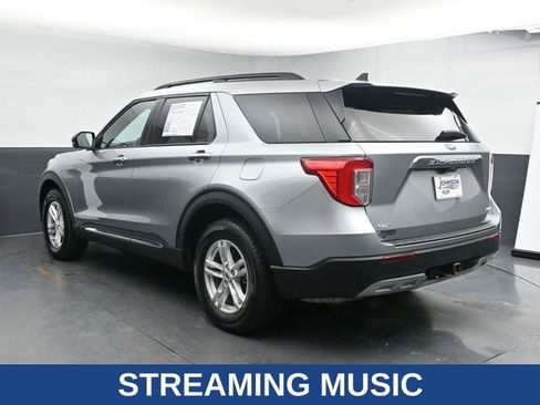 Used 2023 Ford Explorer XLT w/ Equipment Group 202A AWD/4WD image 8