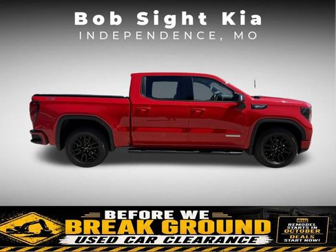 Used 2022 GMC Sierra 1500 Elevation w/ Elevation Premium Package AWD/4WD image 13