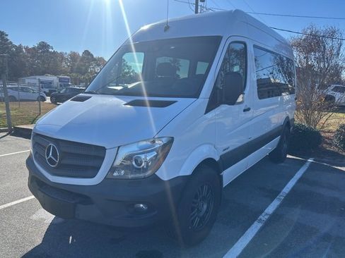 Used 2016 Mercedes-Benz Sprinter 2500 image 1