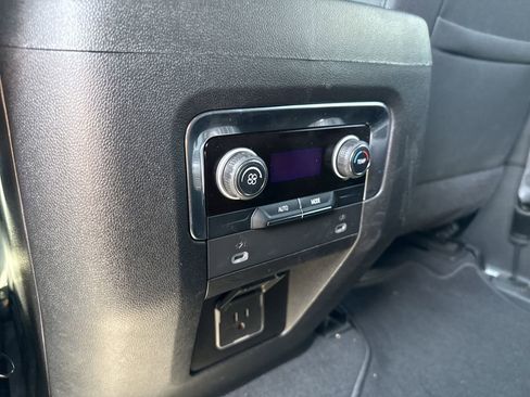 Used 2023 Chevrolet Tahoe LS image 16