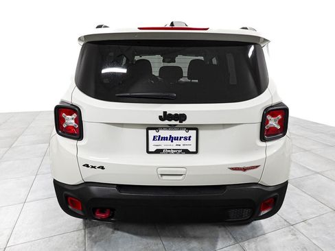 Used 2023 Jeep Renegade Trailhawk AWD/4WD image 6