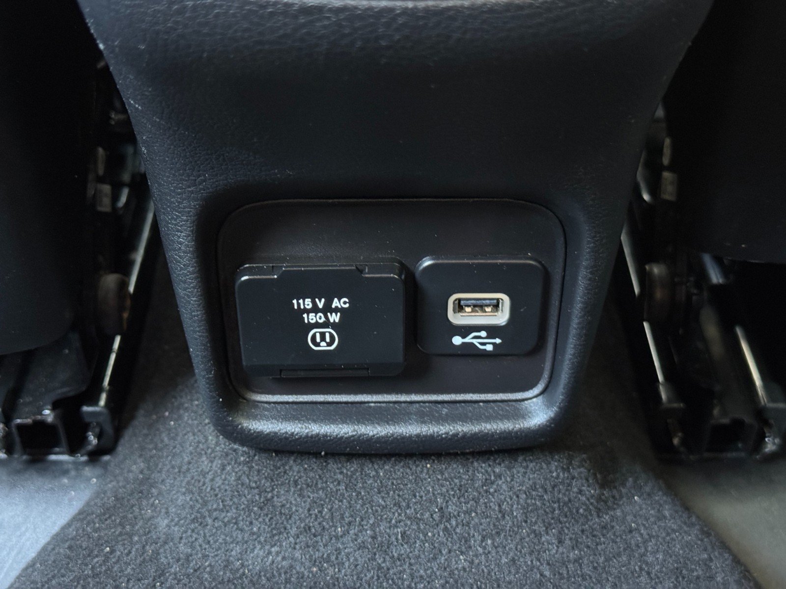 Used 2017 Jeep Compass Limited AWD/4WD image 31