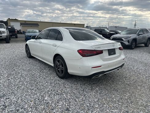 Used 2023 Mercedes-Benz E 350 4MATIC Sedan image 3