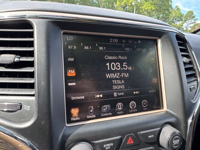 Used 2015 Jeep Grand Cherokee Overland RWD image 19