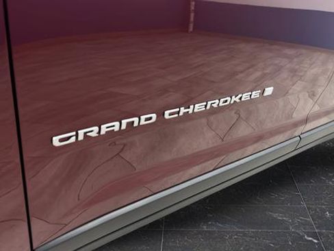 Used 2024 Jeep Grand Cherokee L Laredo w/ Luxury Tech Group I AWD/4WD image 40