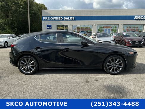 Used 2021 MAZDA MAZDA3 s FWD image 6
