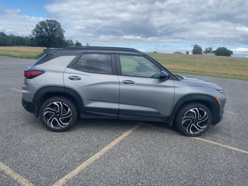 Certified 2024 Chevrolet TrailBlazer RS AWD/4WD image 9