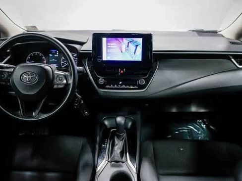 Certified 2023 Toyota Corolla LE image 11
