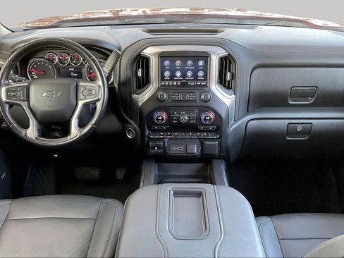 Used 2021 Chevrolet Silverado 1500 LT Trail Boss w/ Convenience Package II AWD/4WD image 15