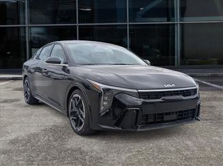 New 2026 Kia K4 GT-Line video 1