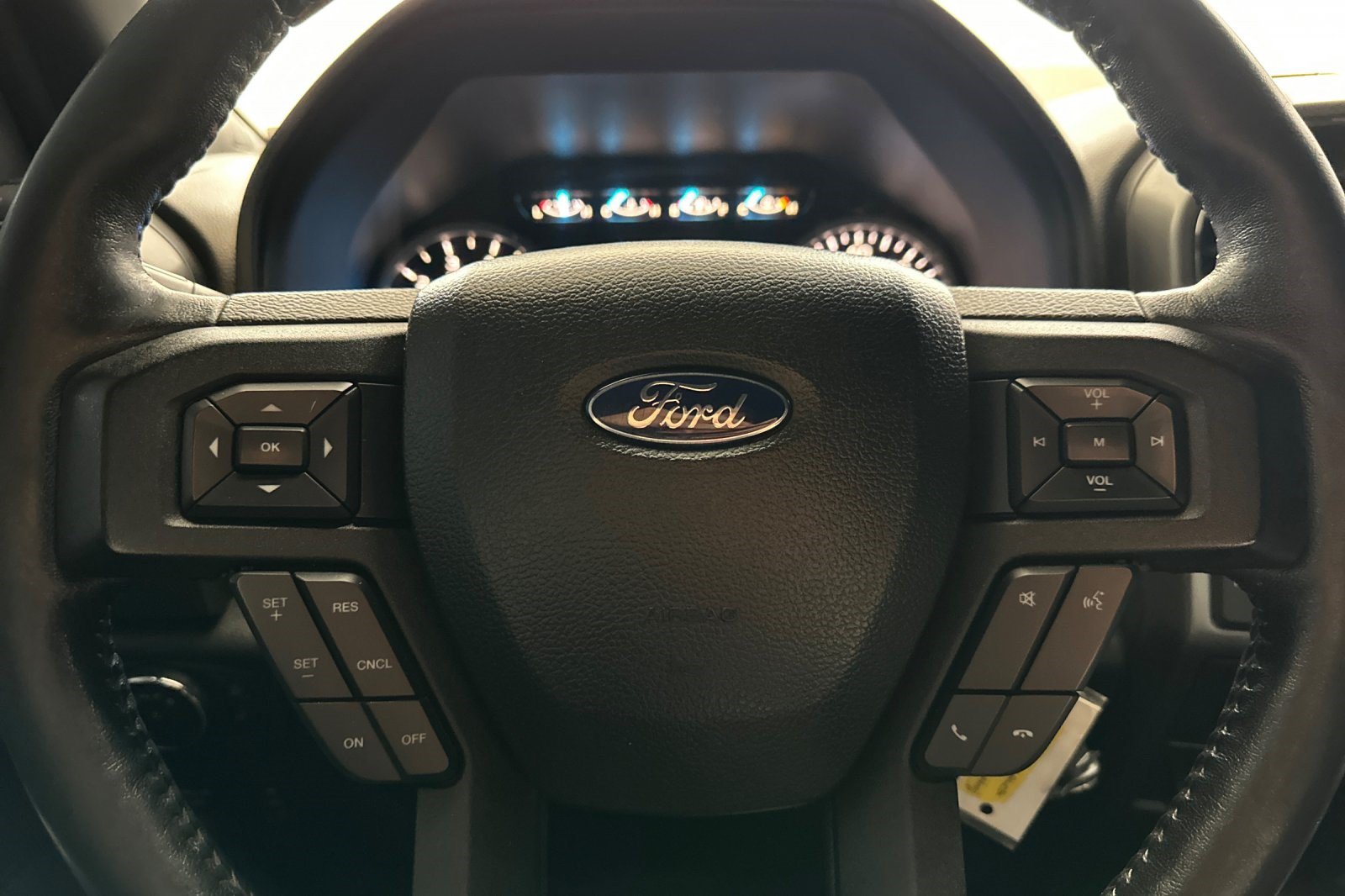 Used 2018 Ford F150 XLT w/ Equipment Group 302A Luxury AWD/4WD image 11