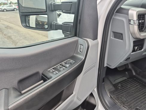 New 2026 Ford F350 XL w/ 360-Degree Camera Package image 18