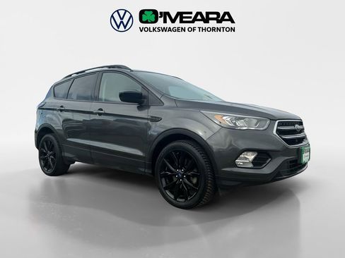 Used 2018 Ford Escape SE w/ SE Sport Appearance Package image 7