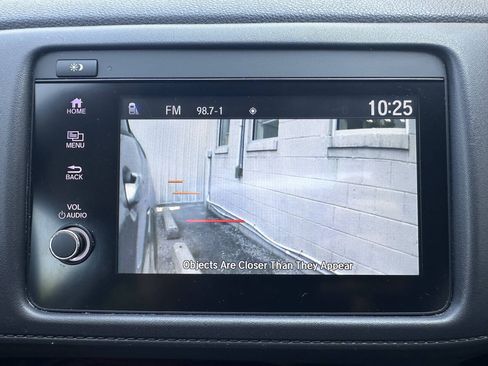 Used 2019 Honda HR-V Touring image 31