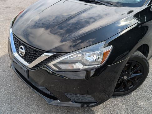 Used 2018 Nissan Sentra S w/ S Midnight Style Package FWD image 13