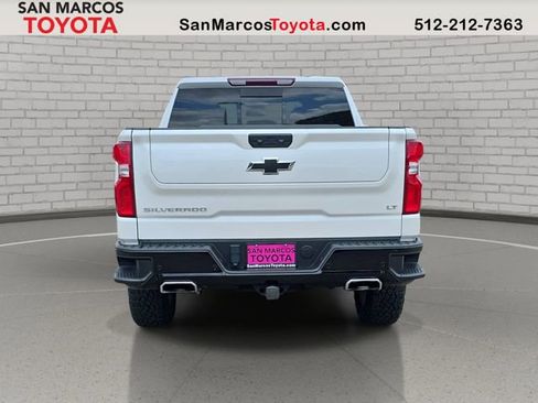 Used 2024 Chevrolet Silverado 1500 LT Trail Boss w/ LT Trail Boss Premium Package AWD/4WD image 6
