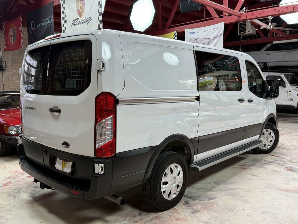 Used 2020 Ford Transit 250 Low Roof w/ Exterior Upgrade Package RWD image 4