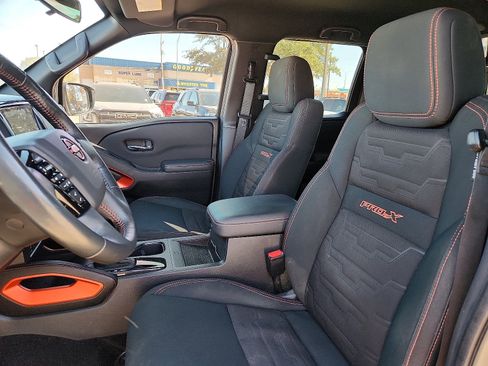 Used 2023 Nissan Frontier Pro-X w/ Pro Convenience Package image 12