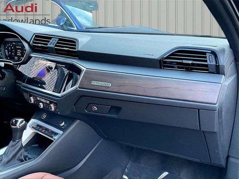 Used 2025 Audi Q3 2.0T Premium w/ Convenience Package image 26