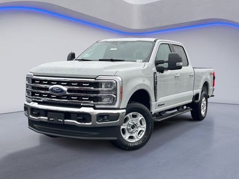 New 2026 Ford F250 XLT w/ XLT Premium Package image 2