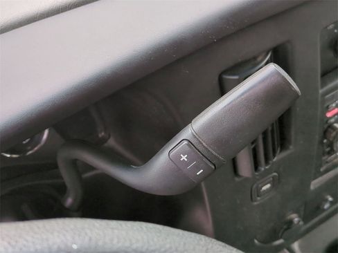 Used 2012 GMC Savana 2500 Extended image 11