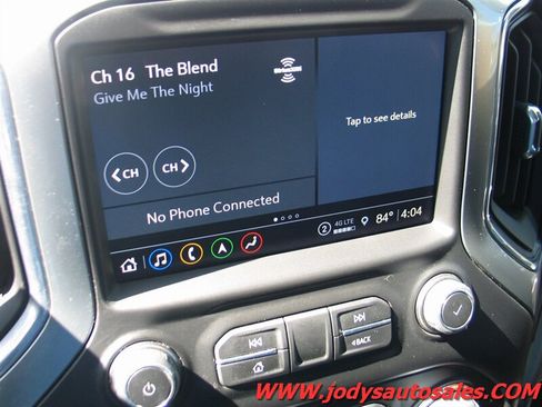 Used 2022 Chevrolet Silverado 2500 LTZ w/ LTZ Premium Package AWD/4WD image 17