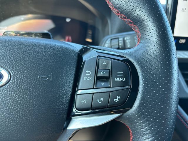 Used 2025 Ford Explorer ST-Line AWD/4WD image 19